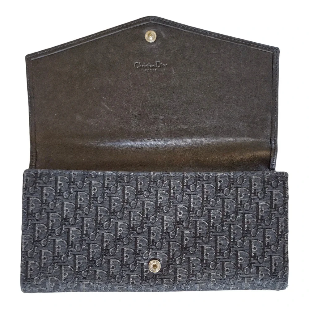 Dior brand size